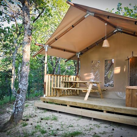 Camping Le Colorado روستريل المظهر الخارجي الصورة