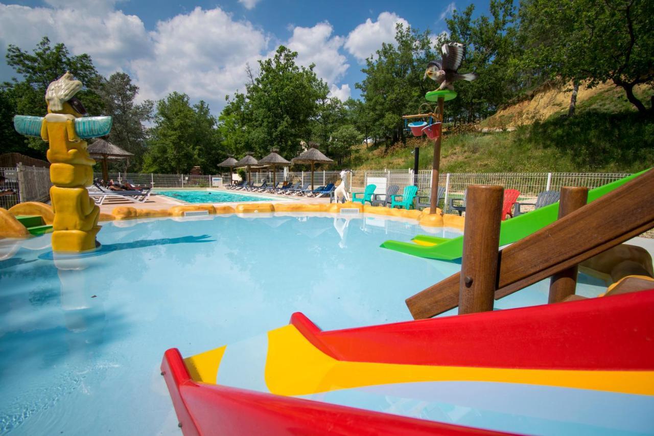 Camping Le Colorado روستريل المظهر الخارجي الصورة