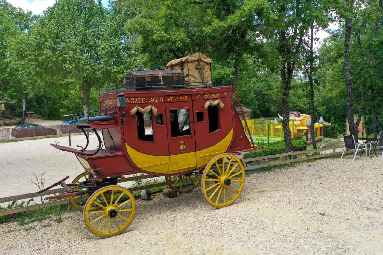 Camping Le Colorado روستريل المظهر الخارجي الصورة